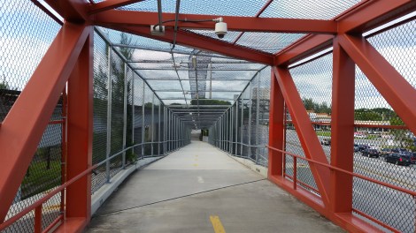 Miami Geo Quiz #32: Descending Cage. Source: Matthew Toro. July 11, 2015.